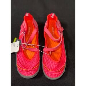Girls Eddie Bauer Pink Water Shoes, Size 1 NWT